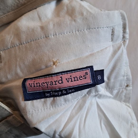 Vineyard Vines boys size 8 shorts Tan Style # 3H1001 EUC - Picture 2 of 6